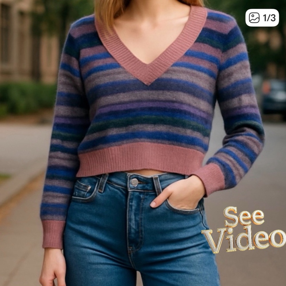 👛 (ANY 2/$40) ARITZIA Sunday Best V Neck Crop Sweater Multi Stripe